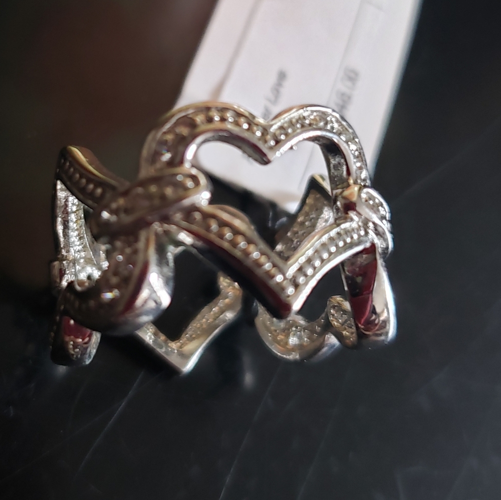 NWT Silver Heart Ring Size 8